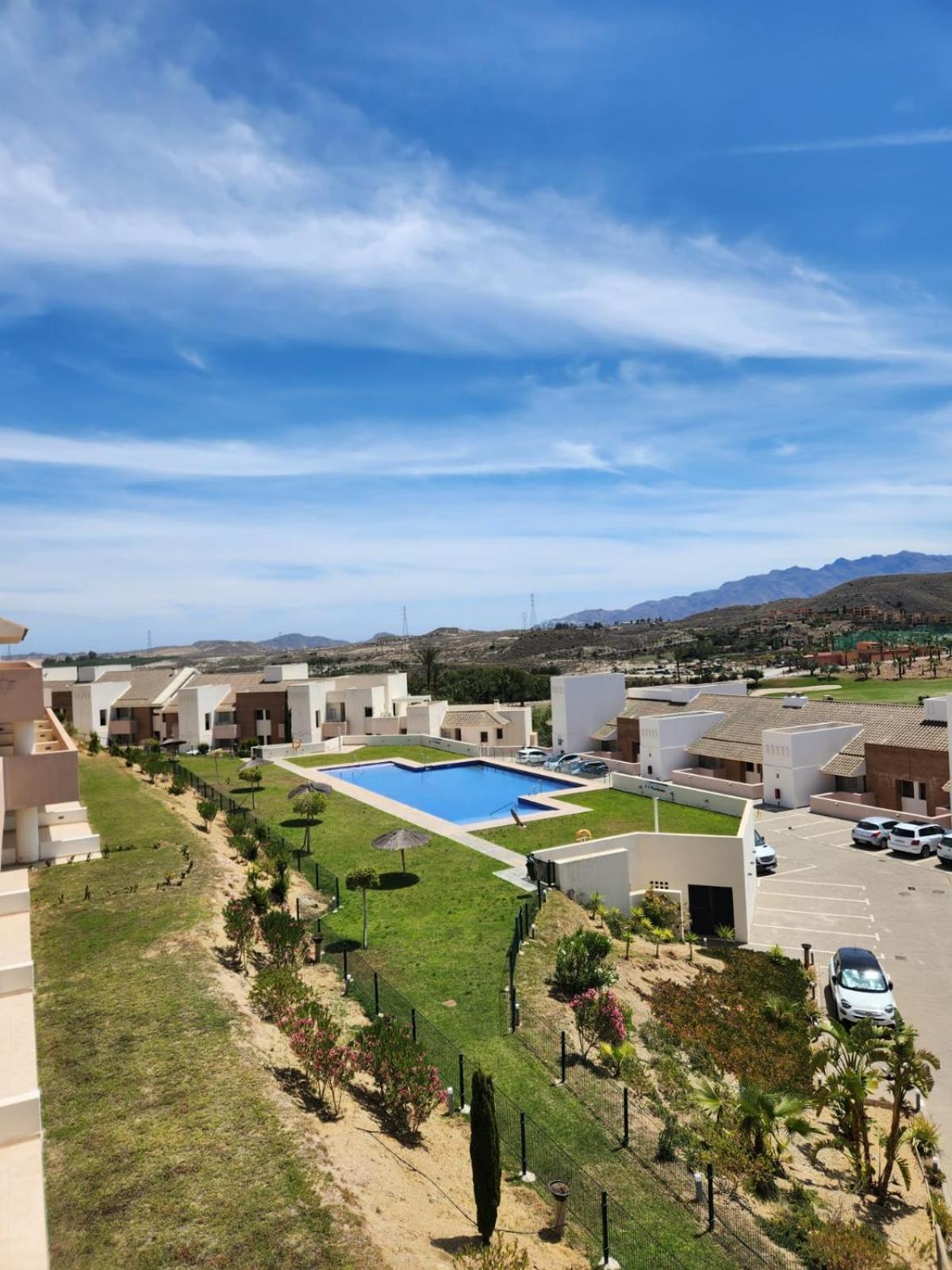 Atico Esquinero Con Preciosas Vistas Al Valle Del Este Golf Con Piscina Comunitaria! Vera Esterno foto