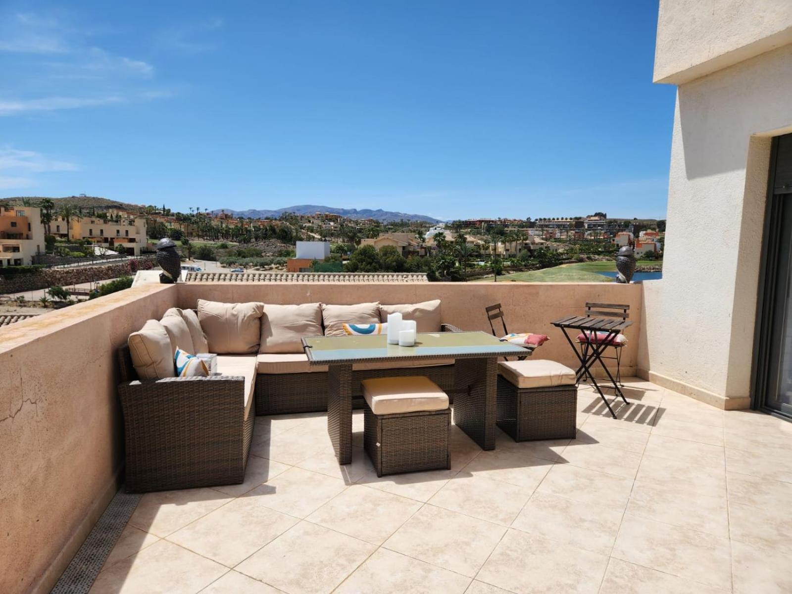 Atico Esquinero Con Preciosas Vistas Al Valle Del Este Golf Con Piscina Comunitaria! Vera Esterno foto