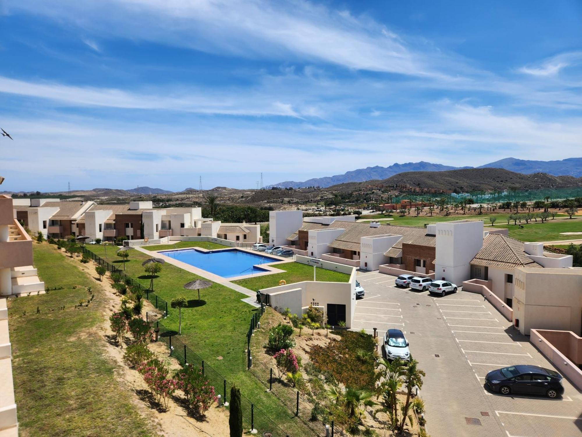 Atico Esquinero Con Preciosas Vistas Al Valle Del Este Golf Con Piscina Comunitaria! Vera Esterno foto